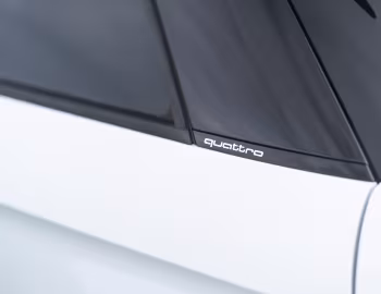 Audi A1 quattro [UK-spec] (8X) '2012