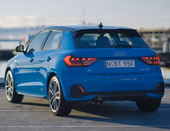 Audi A1 Sportback 40 TFSI S line "edition one" [Australia] '2019