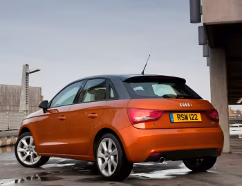 Audi A1 Sportback TDI [UK-spec] (8X) '2012–14