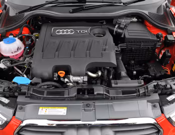 Bajo el capó Audi A1 TDI [UK-spec] (8X) '2010–14