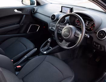 Panel frontal Audi A1 TFSI [Japan] (8X) '2015–18