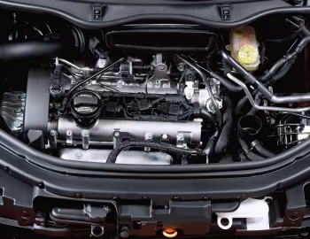 Bajo el capó Audi A2 1.6 FSI [Worldwide] (8Z) '05.2002–03