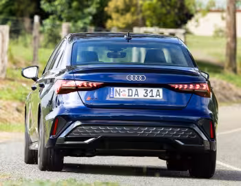 Audi A3 Sedan 35 TFSI S line [Australia] '2025–pr.