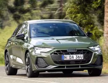 Audi A3 Sportback 35 TFSI S line [Australia] '2025–pr.
