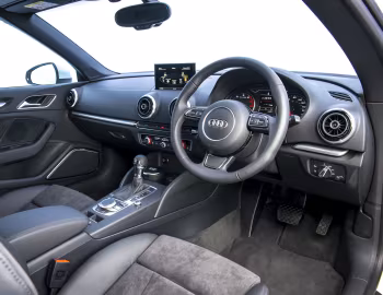 Intérieur Audi A3 Cabriolet 1.8 TFSI [UK-spec] (8V) '2014–16