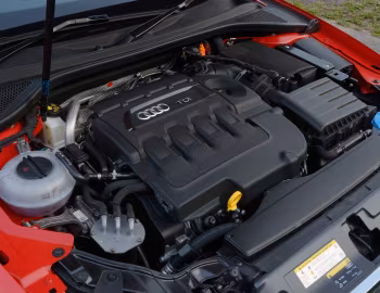Bajo el capó Audi A3 Sedan 2.0 TDI [UK-spec] (8V) '2013–16