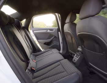 Intérieur Audi A3 Sedan 2.0 TFSI [UK-spec] (8V) '2013–16