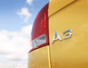 Audi A3 2.0 TDI [UK-spec] (8P) '2003–05