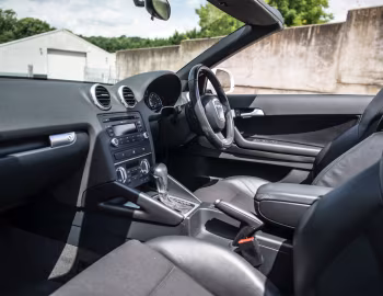Interior Audi A3 2.0 TDI S-Line Cabriolet [UK-spec] (8PA) '2008–10