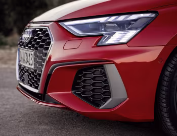 Audi A3 Sportback 35 TDI S line [Worldwide] '2020–24
