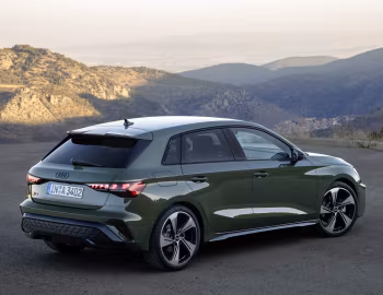 Audi A3 Sportback 35 TDI S line [Worldwide] '2024–pr.