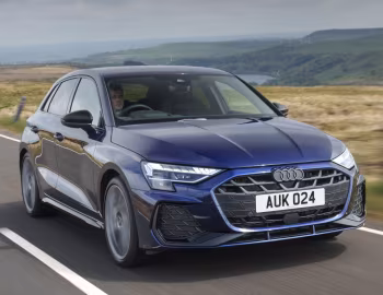 Audi A3 Sportback 35 TFSI S line "Black Edition" [UK-spec] '2024–н.в.