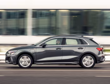 Audi A3 Sportback 40 TFSI e S line [Worldwide] '2020–pr.