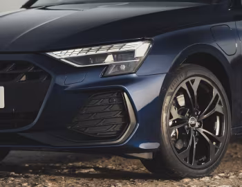 Audi A3 Sportback TFSI e S line [UK-spec] '2025–pr.