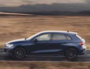 Audi A3 Sportback TFSI e S line [UK-spec] '2025–pr.