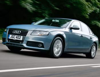 Audi A4 2.7 TDI Sedan [UK-spec] (B8,8K) '2009–11