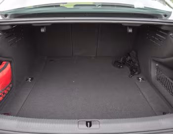 后备箱 Audi A4 1.4 TFSI [Australia] (B9) '2016–19