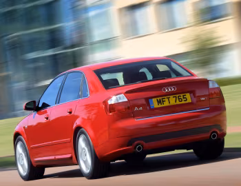 Audi A4 1.8T S-Line [UK-spec] (B6/8E) '2001–04
