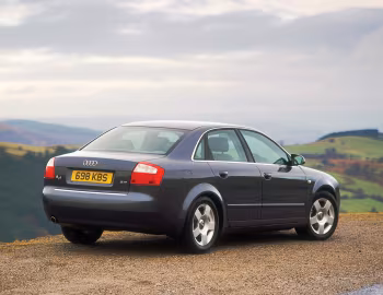 Audi A4 2.0 FSI [UK-spec] (B6/8E) '2000–04