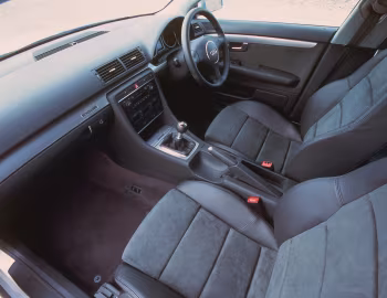 Interior Audi A4 2.0 FSI Avant [UK-spec] (B6/8E) '2001–04