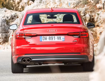 Audi A4 2.0 TDI S line quattro [Worldwide] (B9) '2015–19