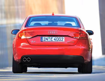 Audi A4 2.0 TDIe Sedan [Worldwide] (B8,8K) '2009–11