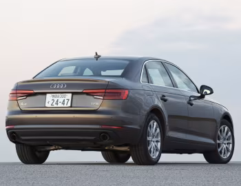 Audi A4 2.0 TFSI [Japan] (B9) '2016–19