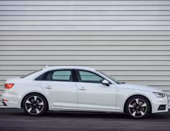 Audi A4 2.0 TFSI quattro S line [South Africa] (B9) '2016–19