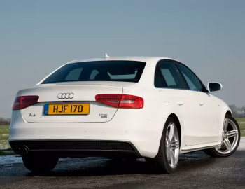 Audi A4 2.0T quattro S-Line Sedan [UK-spec] (B8,8K) '2012–15