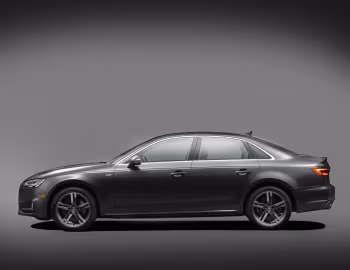 2017–19 Audi A4 2.0T quattro S line [North America] (B9) '2016–19