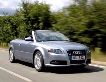 Audi A4 2.0T S-Line Cabrio [UK-spec] (B7,8H) '2005–08