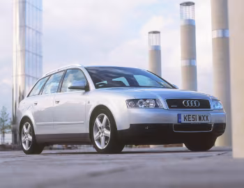 Audi A4 2.5 TDI Avant [UK-spec] (B6/8E) '2001–04