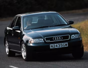 Audi A4 2.6 quattro [UK-spec] (B5/8D2) '1994–97