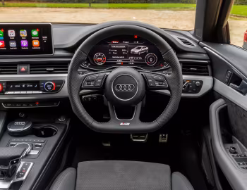 Panel frontal Audi A4 3.0 TDI quattro S line [UK-spec] (B9) '2015–19