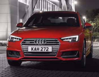 Audi A4 3.0 TDI quattro S line [UK-spec] (B9) '2015–19