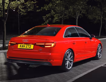 Audi A4 3.0 TDI quattro S line [UK-spec] (B9) '2015–19
