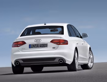 Audi A4 3.2 FSI quattro S-Line Sedan [Worldwide] (B8,8K) '2007–11