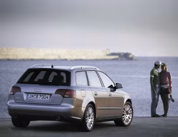 Audi A4 3.2 quattro Avant [Worldwide] (B7/8E) '11.2004–03.2008