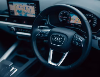 Panel frontal Audi A4 35 TDI advanced [Japan] (B9) '2020–pr.
