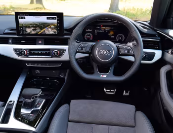 Panel frontal Audi A4 40 TDI quattro S line [UK-spec] (B9) '2019–25