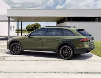 Audi A4 allroad quattro Black Optics Pro (B9) '2022–25