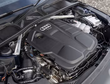 Bajo el capó Audi A4 allroad 50 TDI quattro [UK-spec] (B9) '2019–25