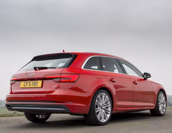 Audi A4 Avant 2.0 TDI S line [UK-spec] (B9) '2016–19