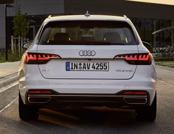 Audi A4 Avant 40 g-tron [Worldwide] (B9) '2019–25