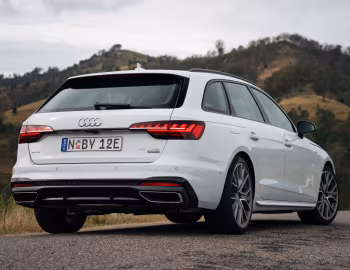 Audi A4 Avant 45 TFSI S line quattro [Australia] (B9) '2020–25