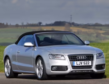 Audi A5 2.0T S line Cabriolet [UK-spec] '2009–11