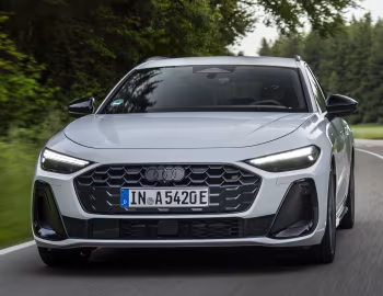 Audi A5 Avant e-hybrid quattro S line [Worldwide] (B10) '2025–pr.