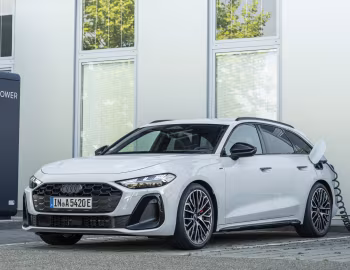 Audi A5 Avant e-hybrid quattro S line [Worldwide] (B10) '2025–pr.