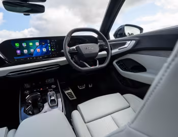 Panel frontal Audi A5 Avant e-hybrid quattro S line [Australia] (B10) '2025–pr.