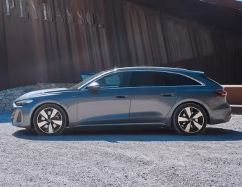 Audi A5 Avant e-hybrid quattro S line [Worldwide] (B10) '2025–pr.